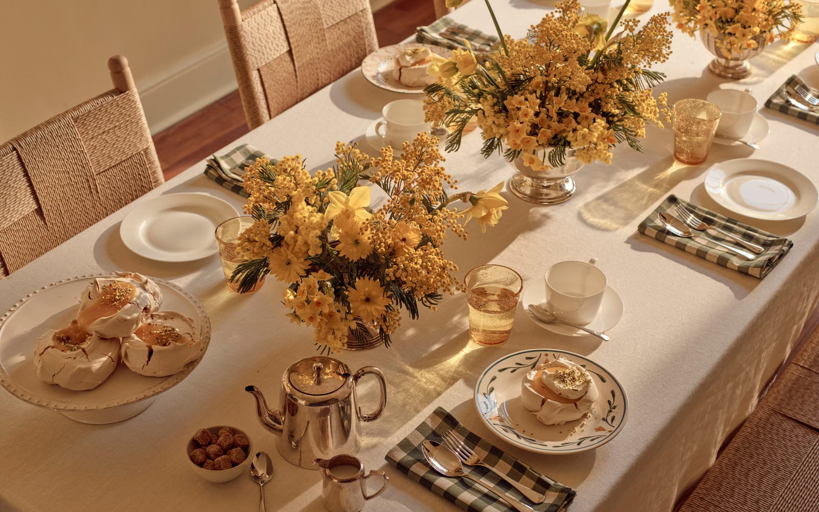 A Feast of Friendship: Dinner Club’s Spring Gathering